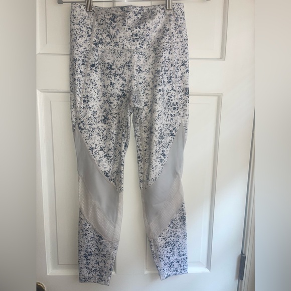 Athleta leggings, size small, white/black/grey pattern - Picture 1 of 2